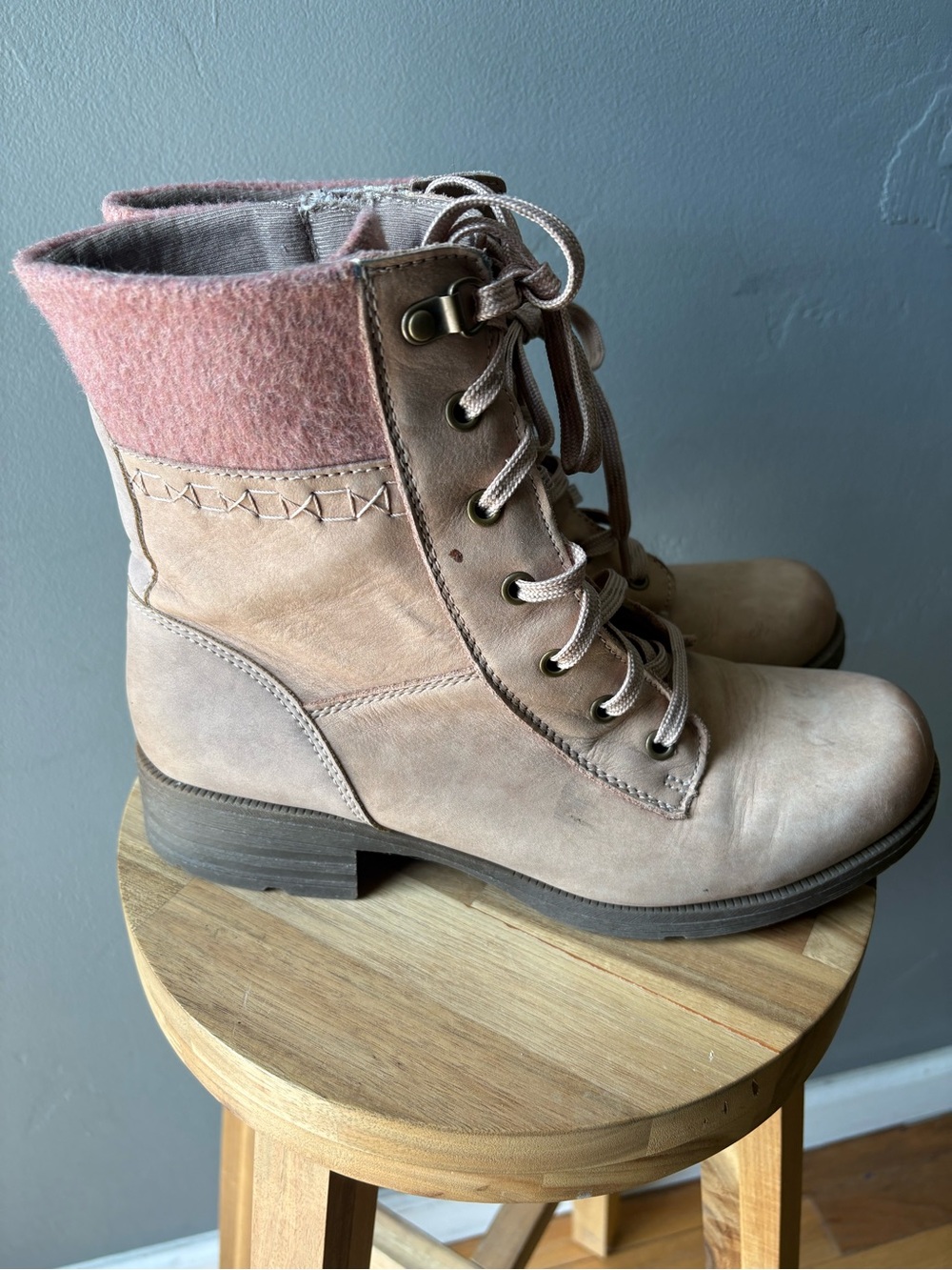 Origins Blush Leather Lace Up Moto Boots Rowan Nubuck ~ Size 10 - Picture 2 of 10